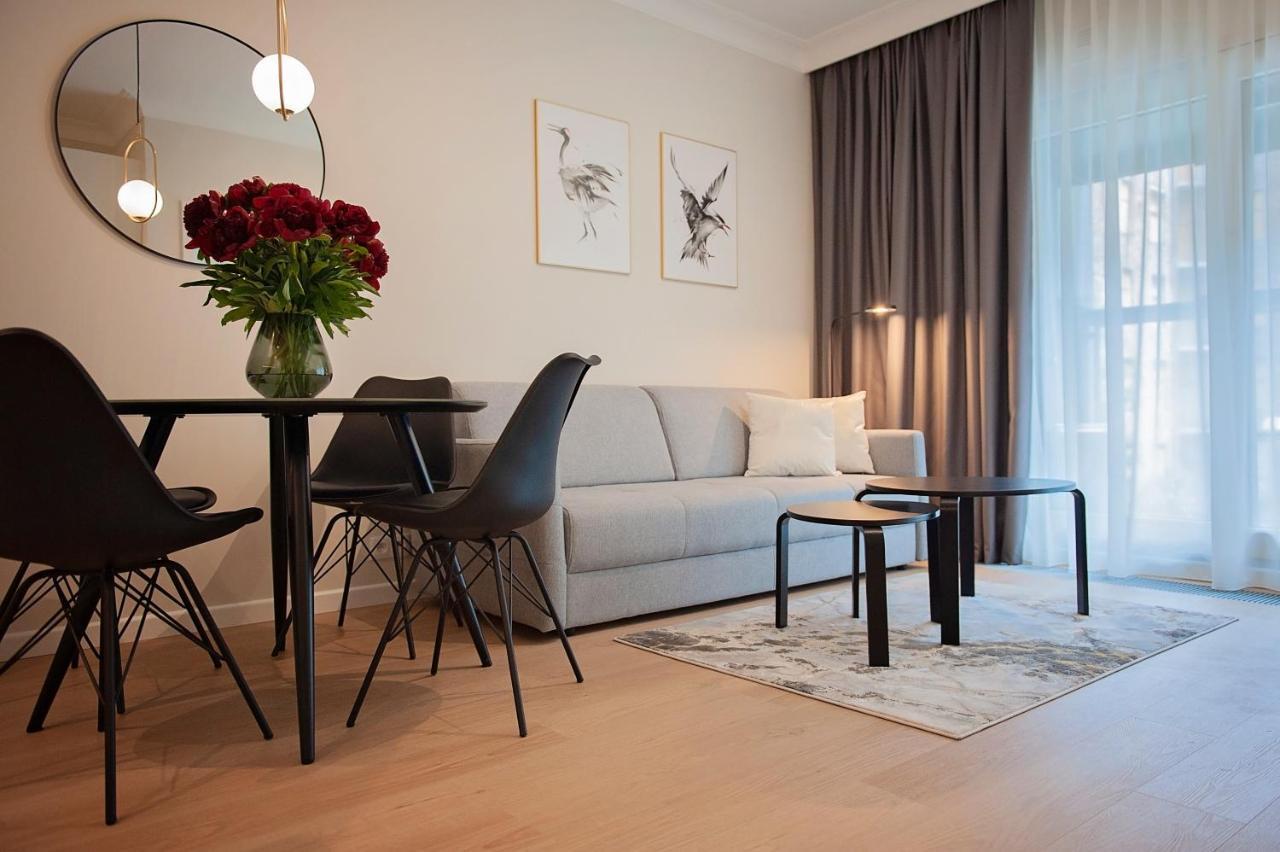 Mennica Residence Patronus Apartments ワルシャワ エクステリア 写真