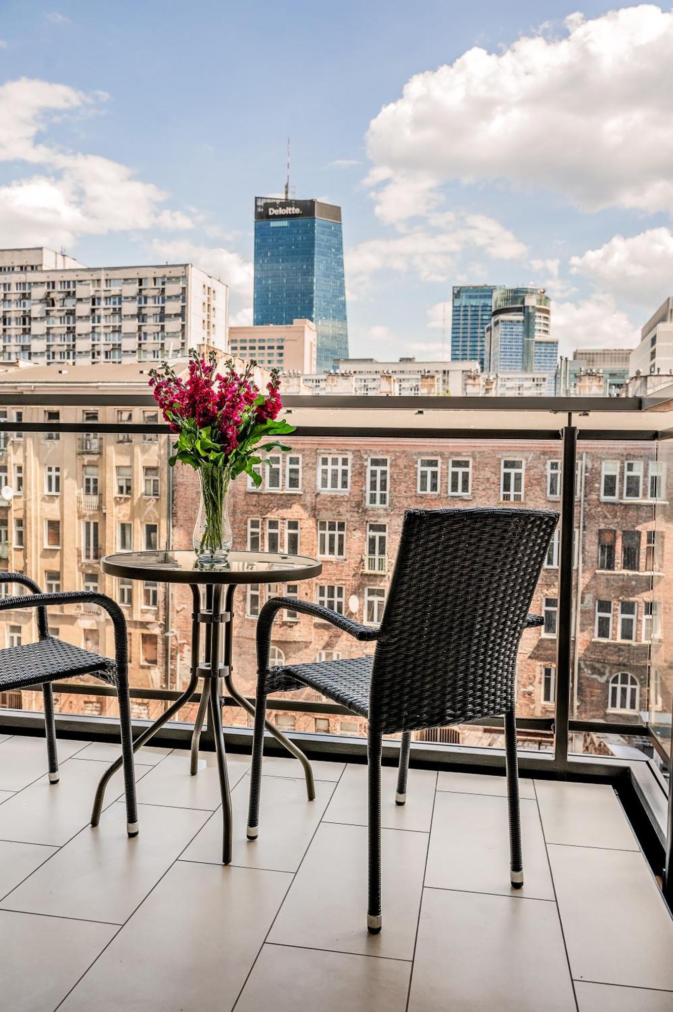 Mennica Residence Patronus Apartments ワルシャワ エクステリア 写真